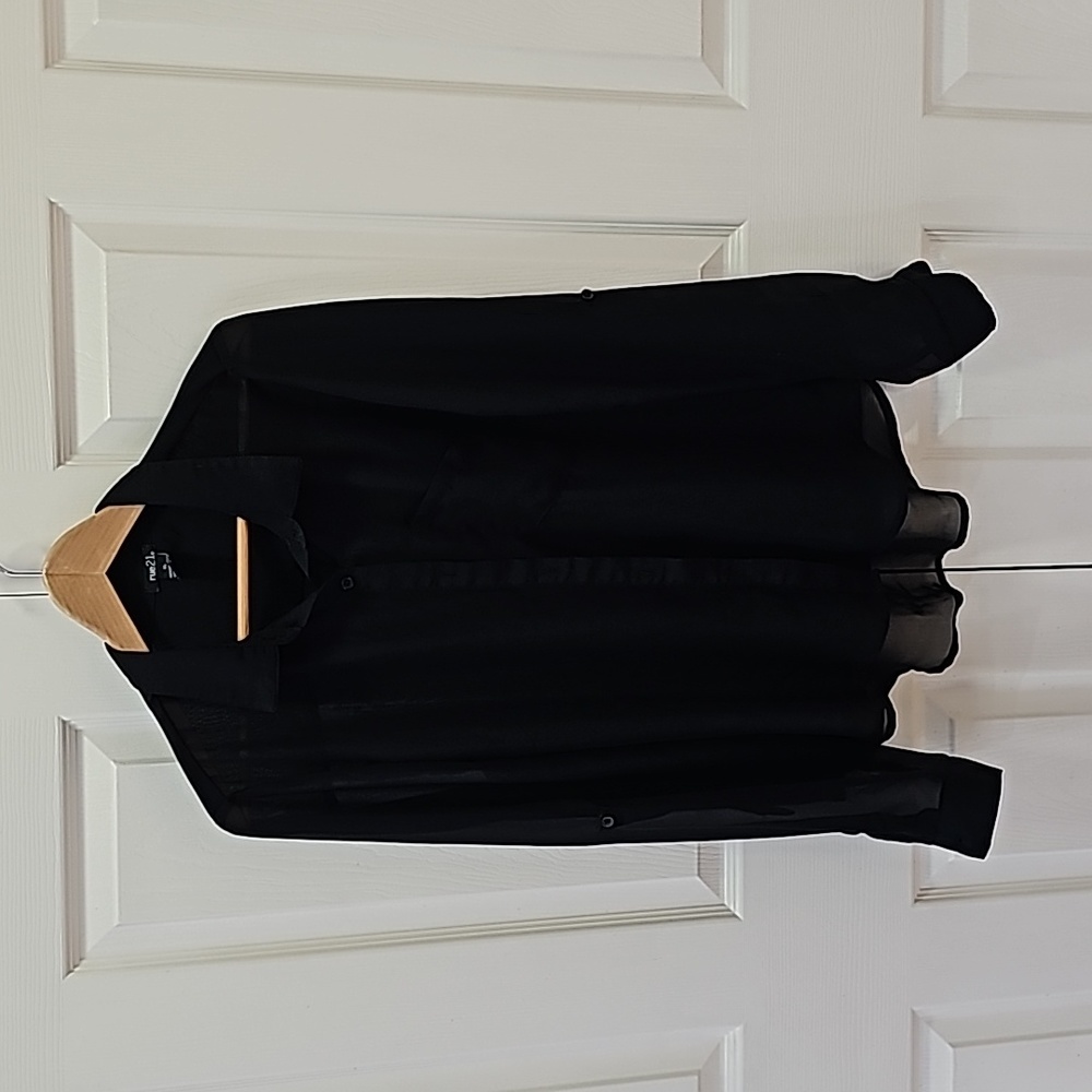 Rue21 trendy sheer black 3/4 and full sleeve blouse